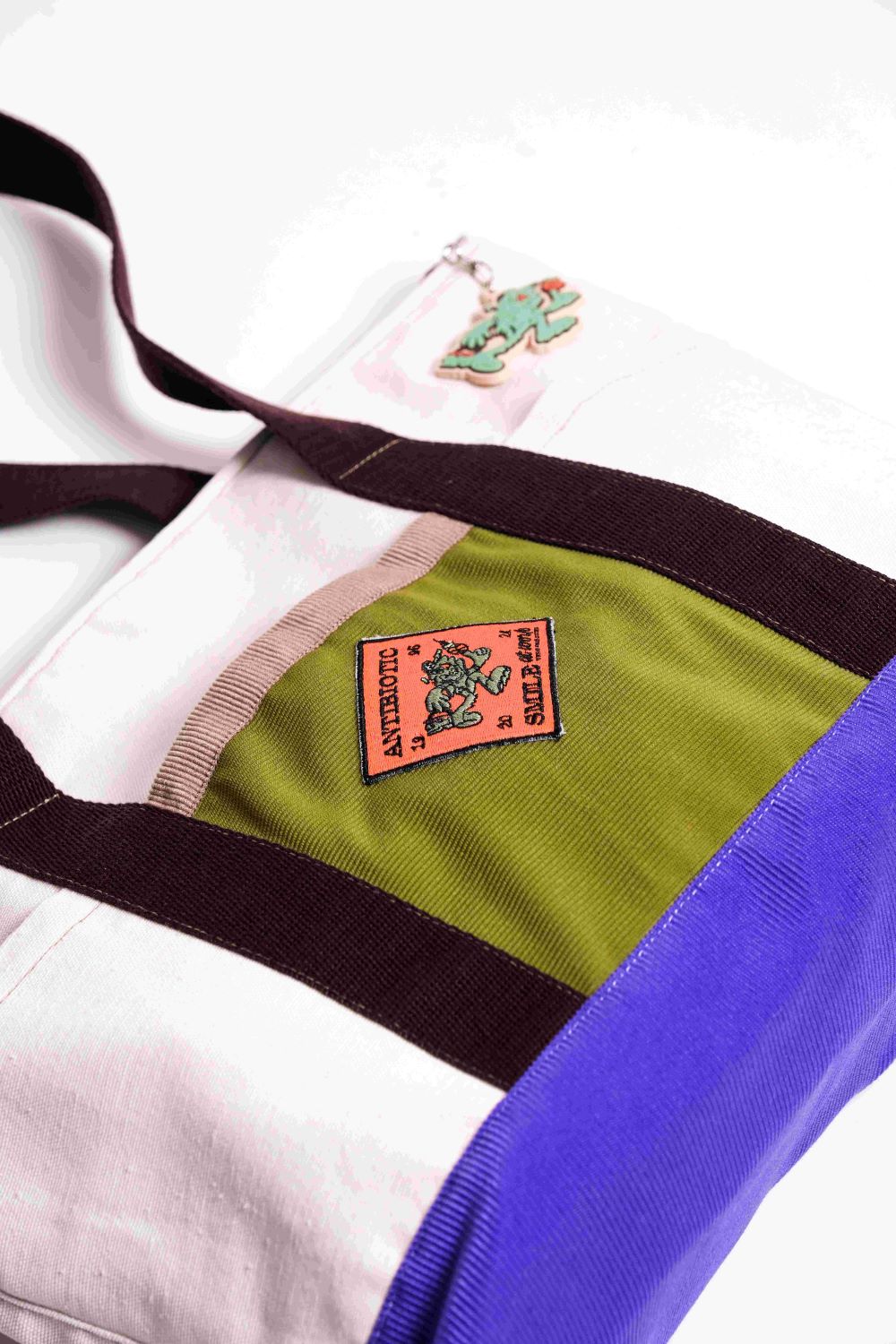 Workwear Multi-Pocket Tote Bag image 2